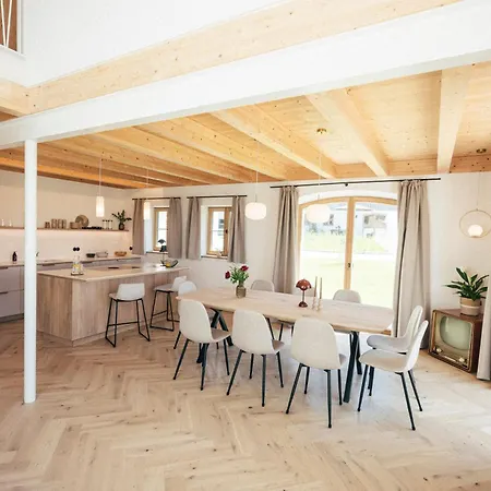 Frialing Apartment